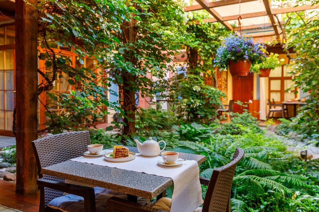 Restaurant La Familia, Saint Petersburg, photo