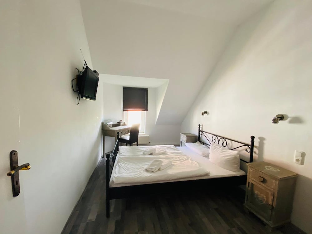 Фото Hotel Am Lindenhof