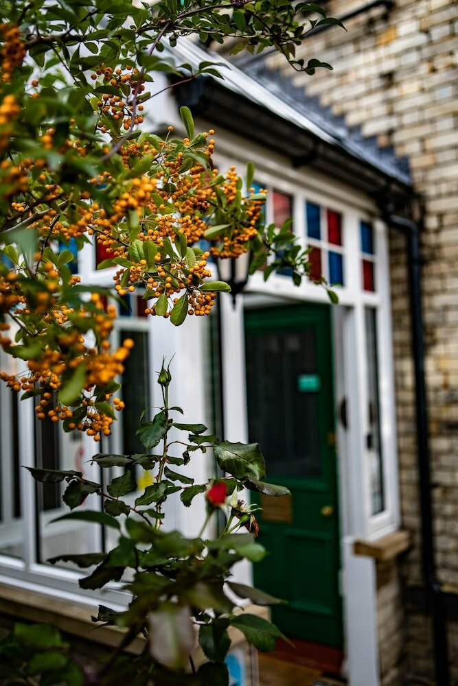 Фото Raincliffe Hotel