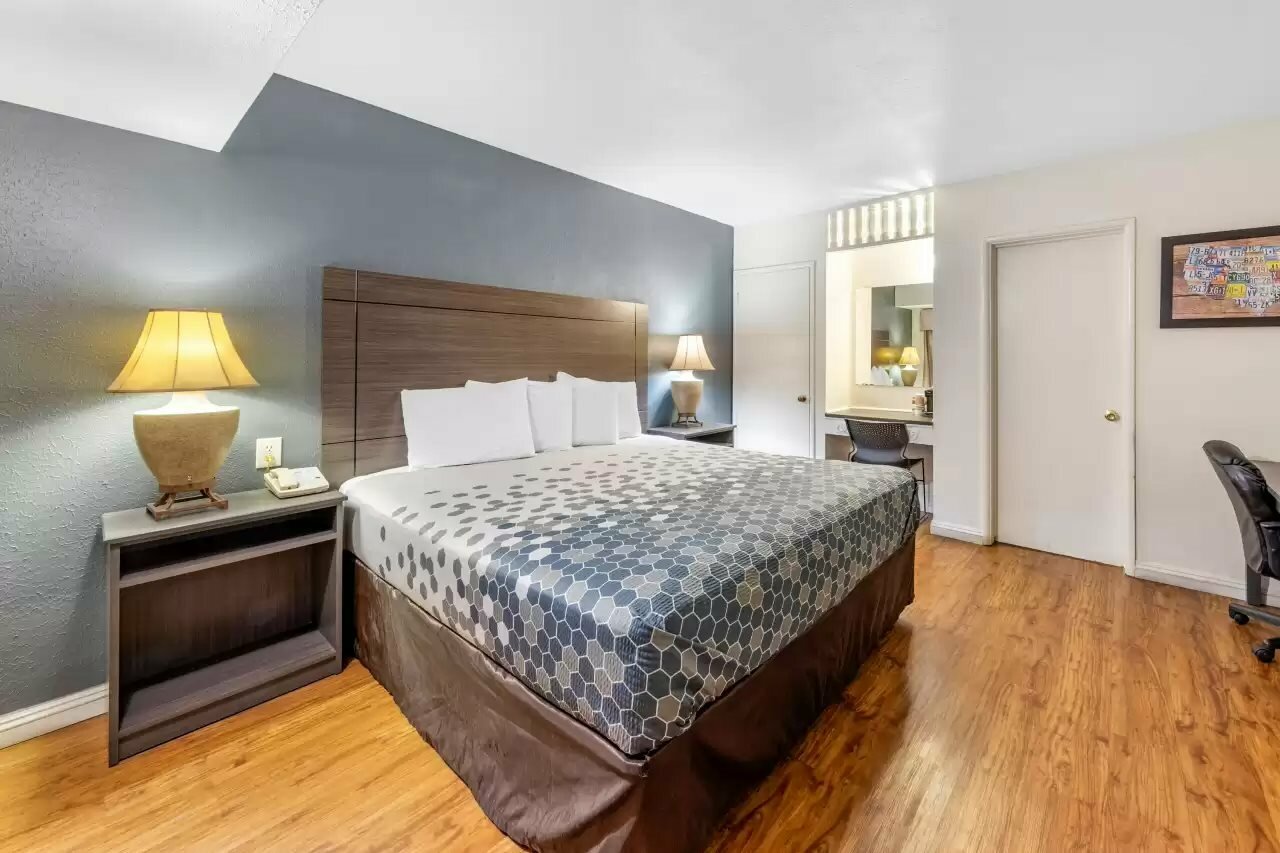 Фото Econo Lodge On Historic Route 66