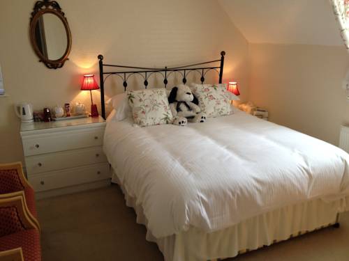 Фото Rayrigg Villa Guest House