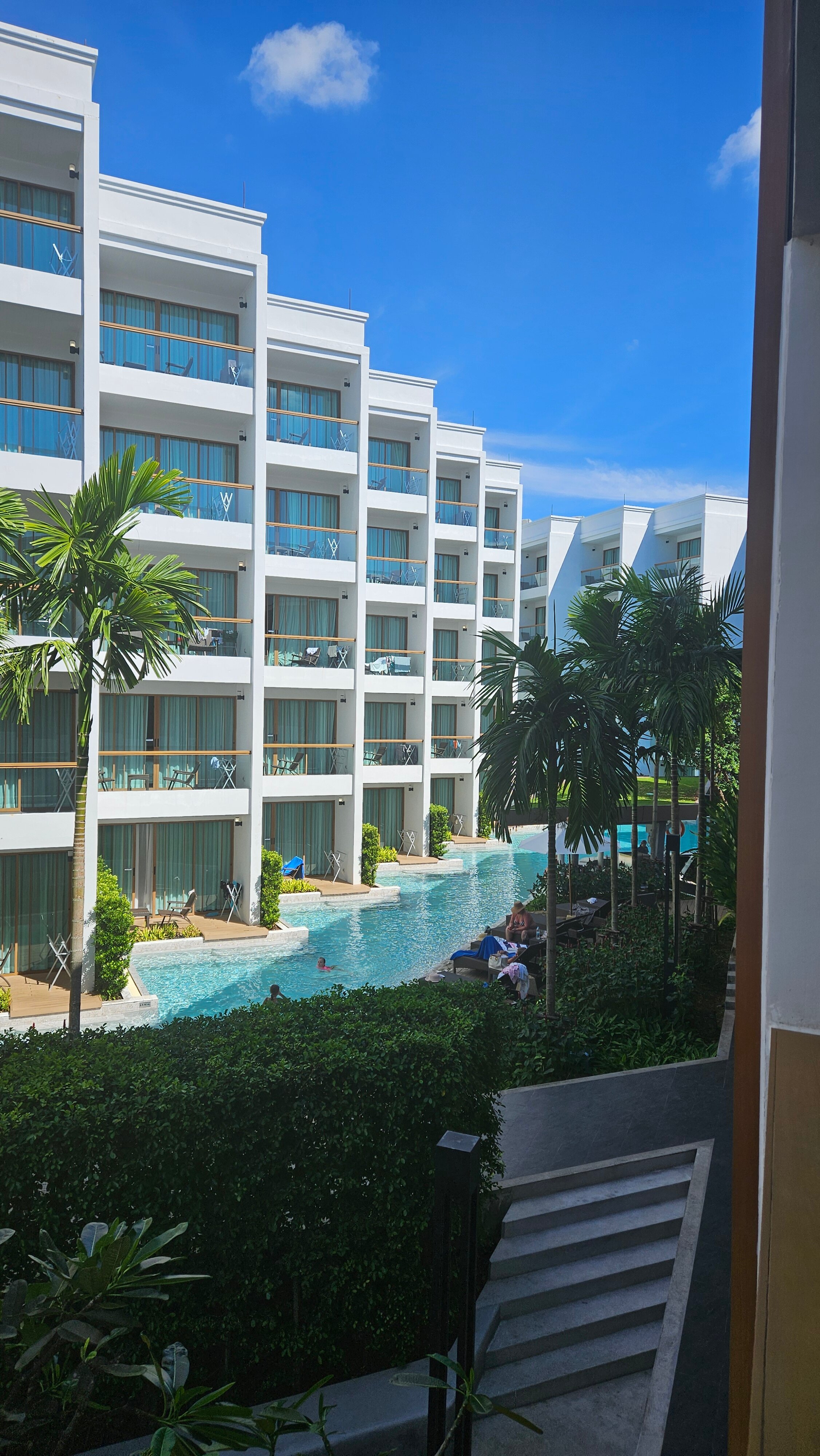 Фото Bella Nara Phuket Naiyang Beach