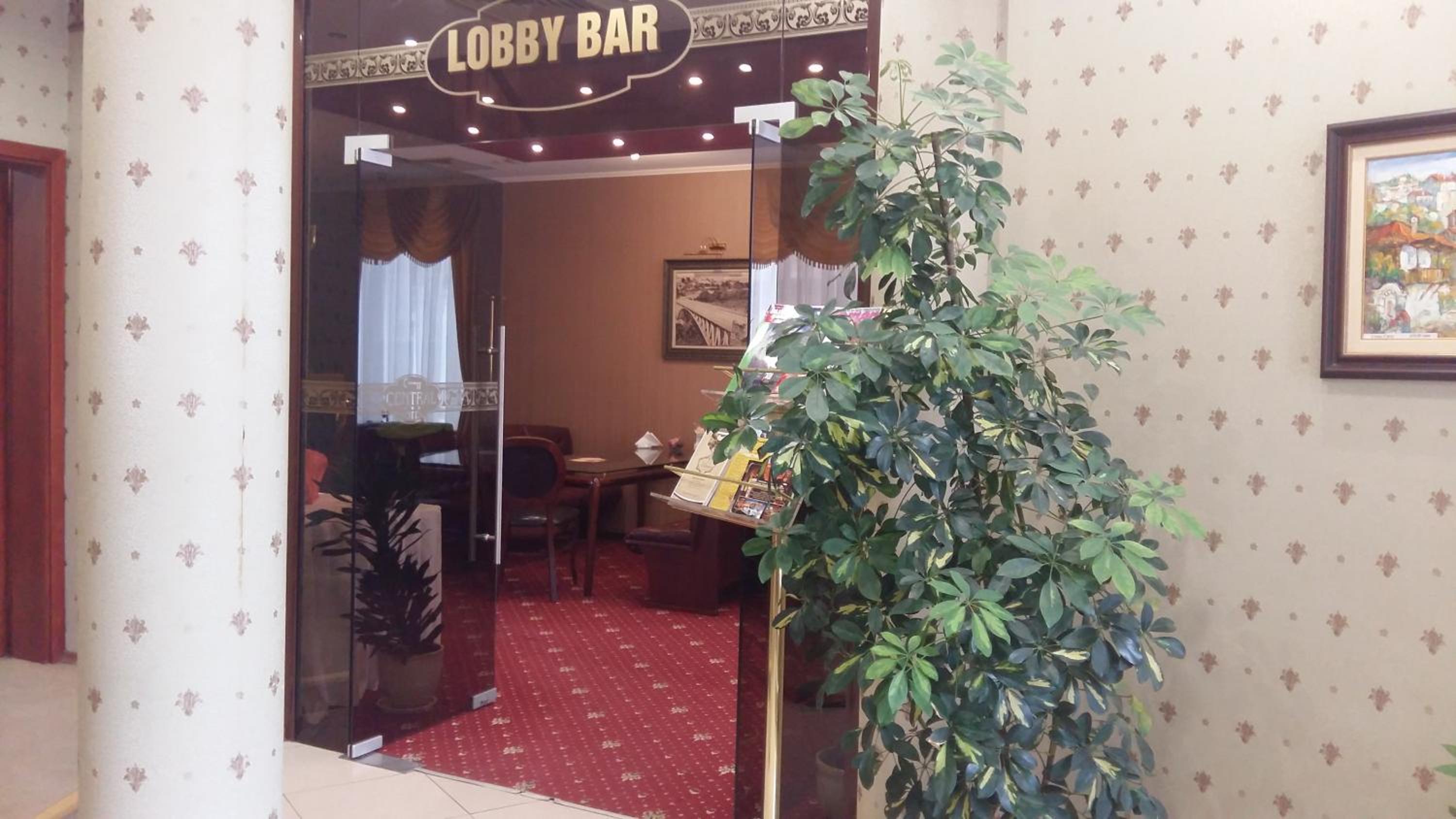 Фото Central Hotel