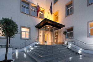 Гостиница Mamaison Residence Sulekova Bratislava в Братиславе