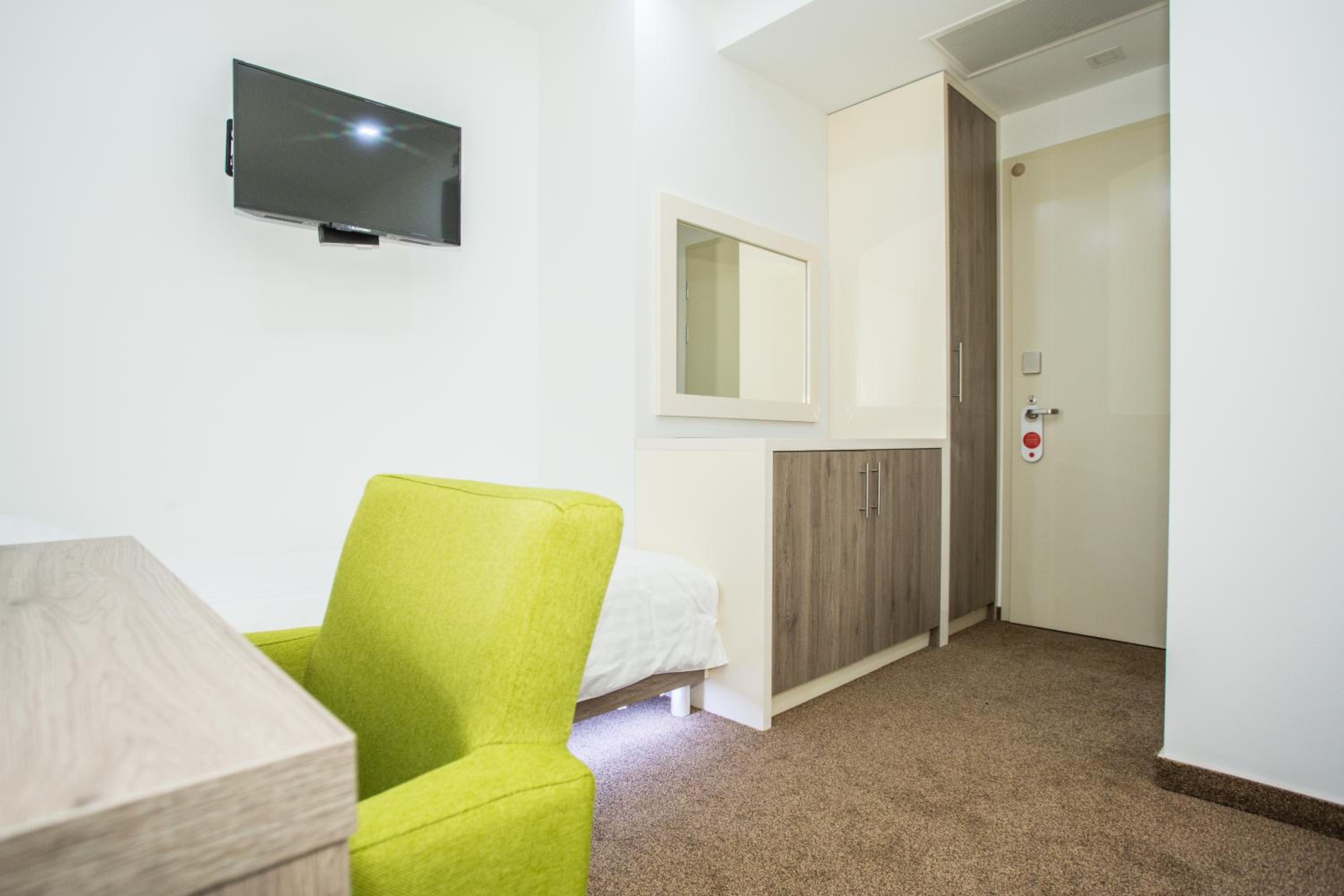 Фото Hotel National