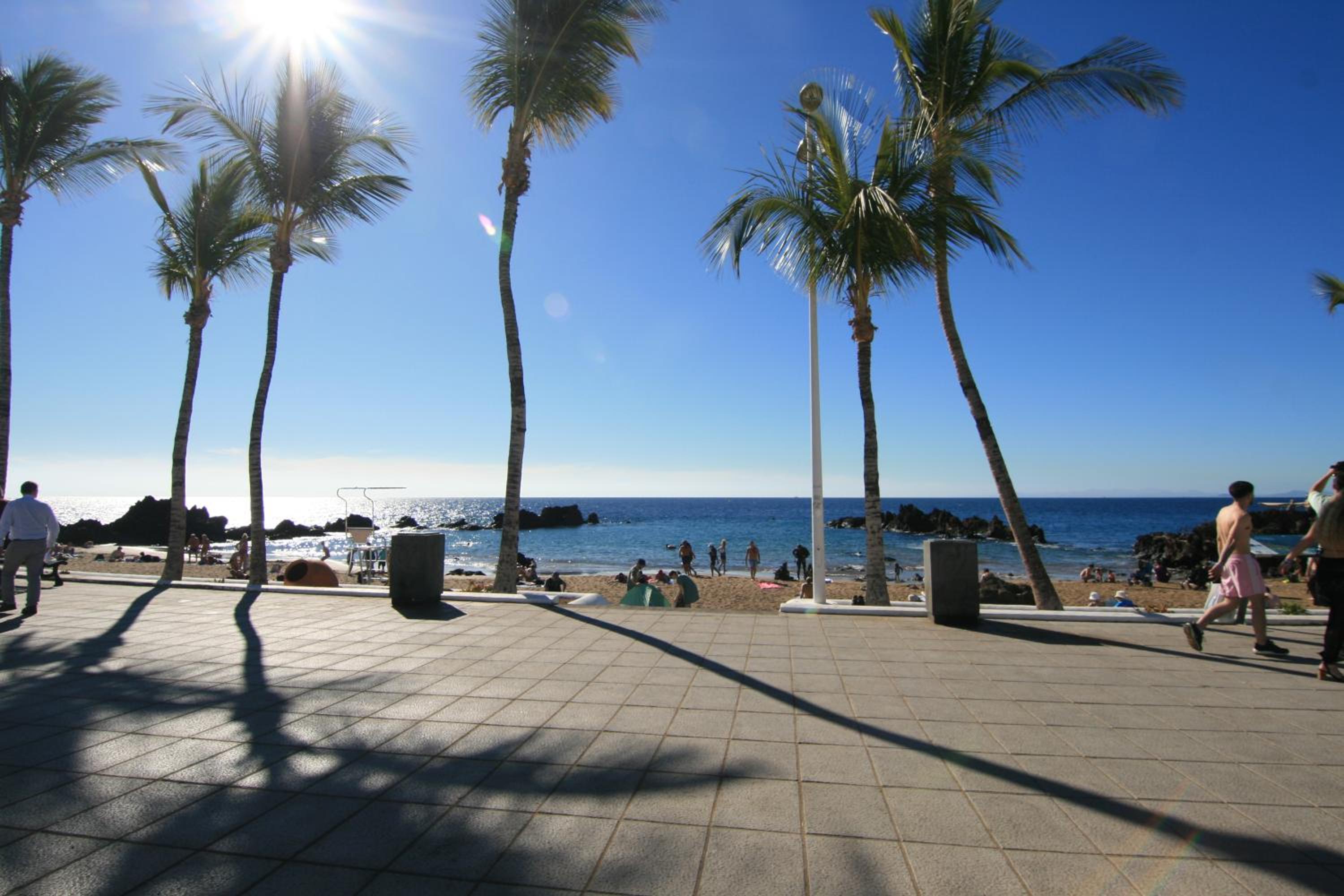 Фото Apartahotel Costa Volcán