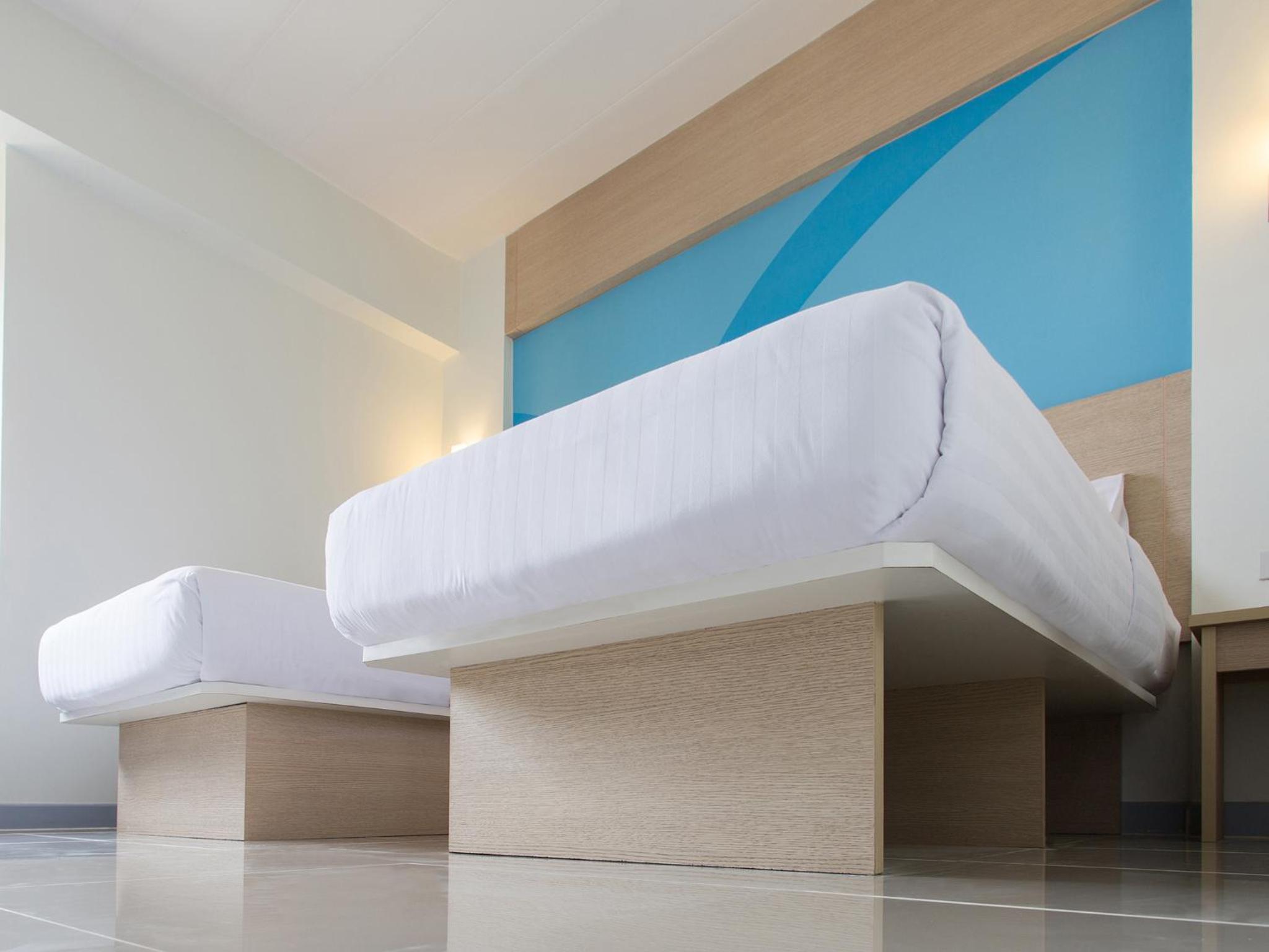 Фото Hop Inn Rayong