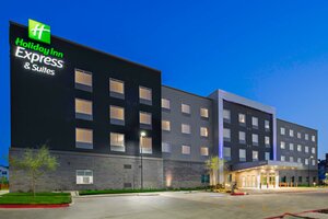 Гостиница Holiday Inn Express & Suites Lubbock Central - Univ Area, an Ihg Hotel
