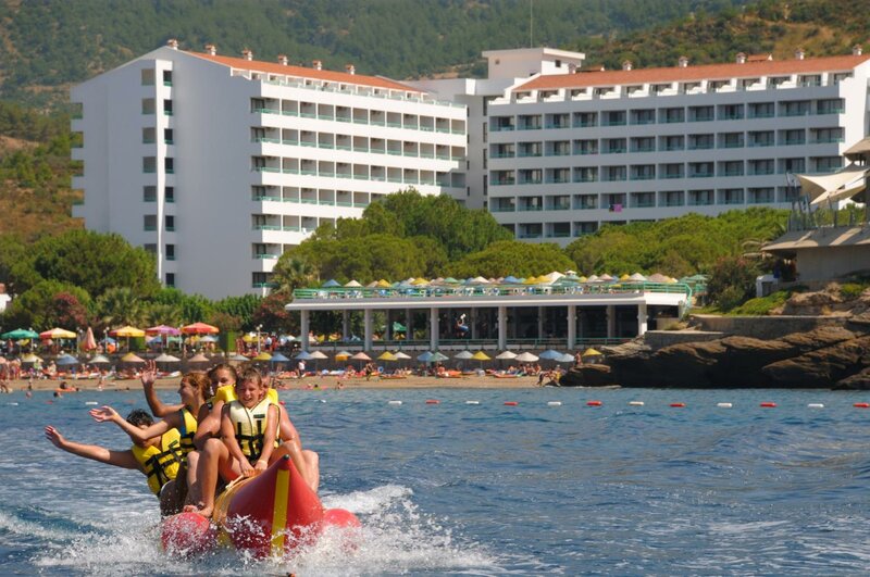 Гостиница Grand Efe Hotel в Мендересе