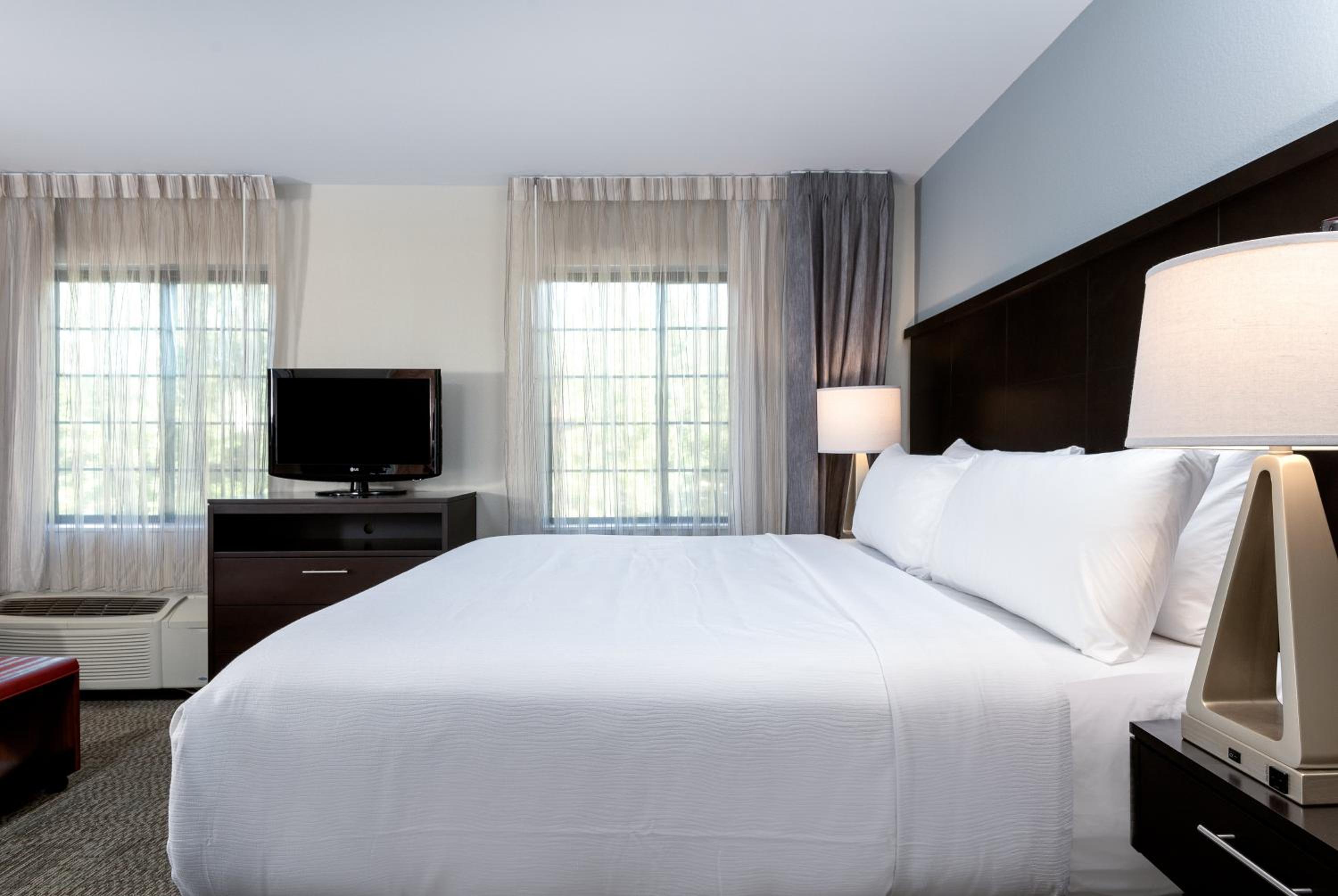 Фото Staybridge Suites Chantilly - Dulles Airport, an Ihg Hotel