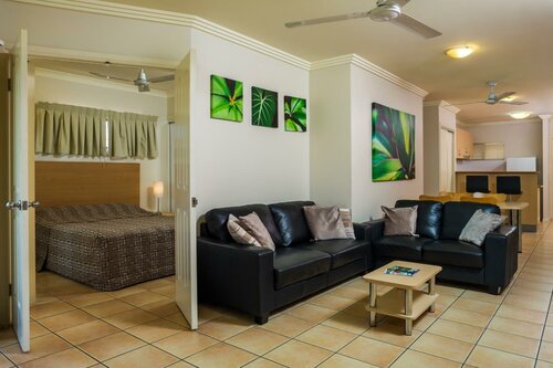 Гостиница City Plaza Apartments в Кэрнсе