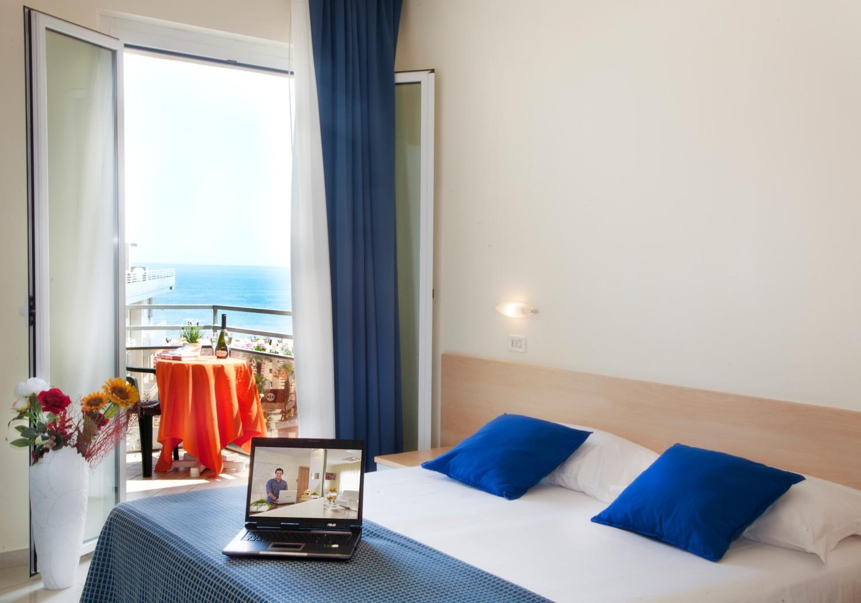 Фото Hotel Fantasy