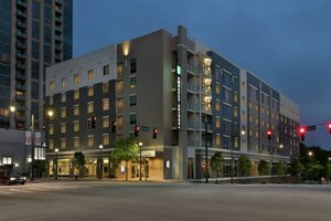 Гостиница Embassy Suites by Hilton Atlanta Midtown