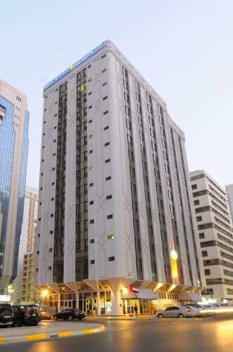 Гостиница Emirates Plaza Hotel в Эмирате Аджман
