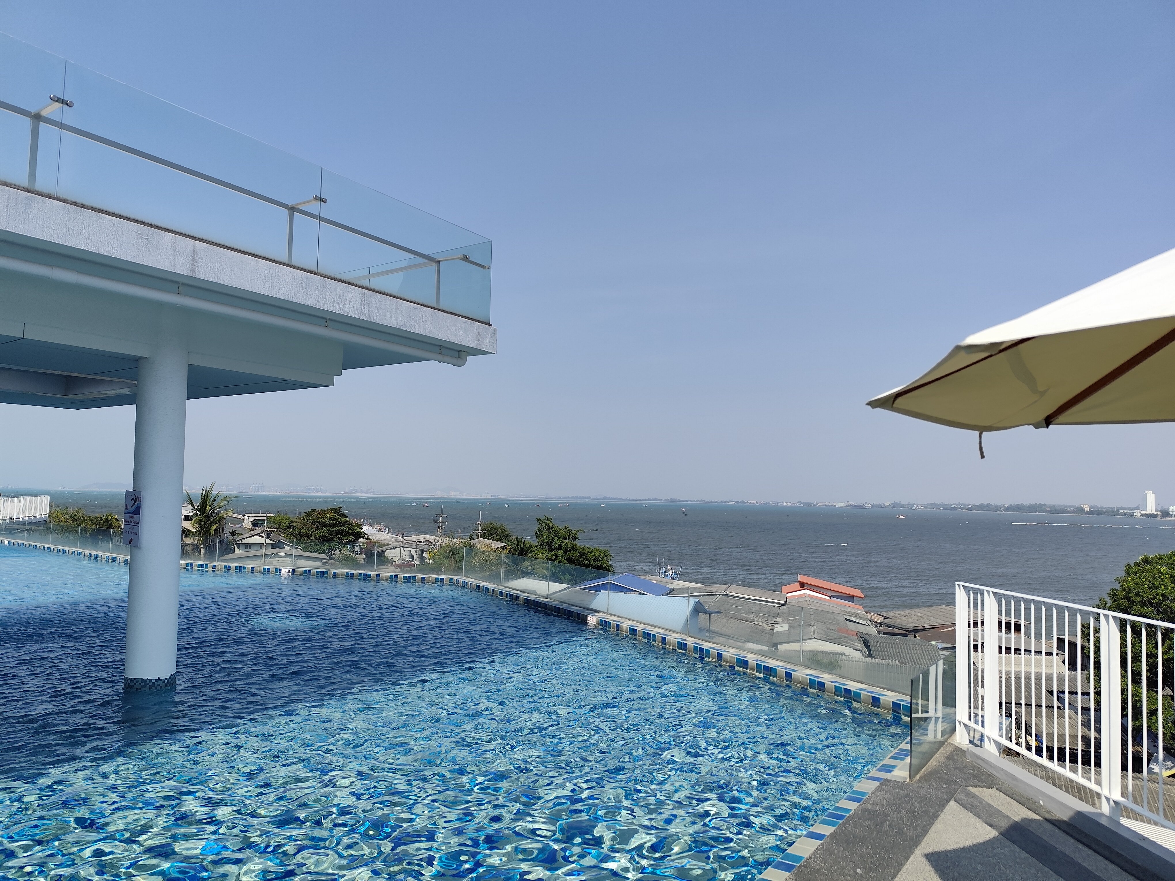 Фото Tsix5 Phenomenal Hotel Pattaya