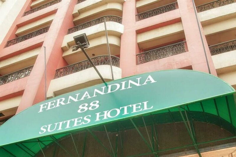 Гостиница Fernandina 88 Suites Residences в Кесон-Сити