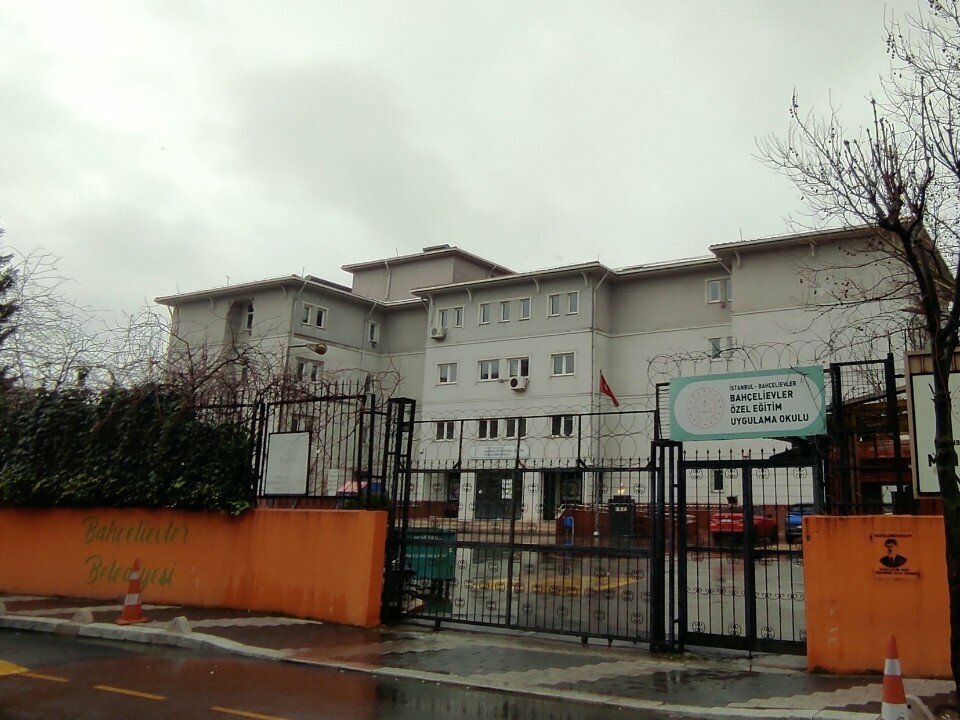 Educational center Bahcelievler Special Education Work Application Center, Istanbul, photo