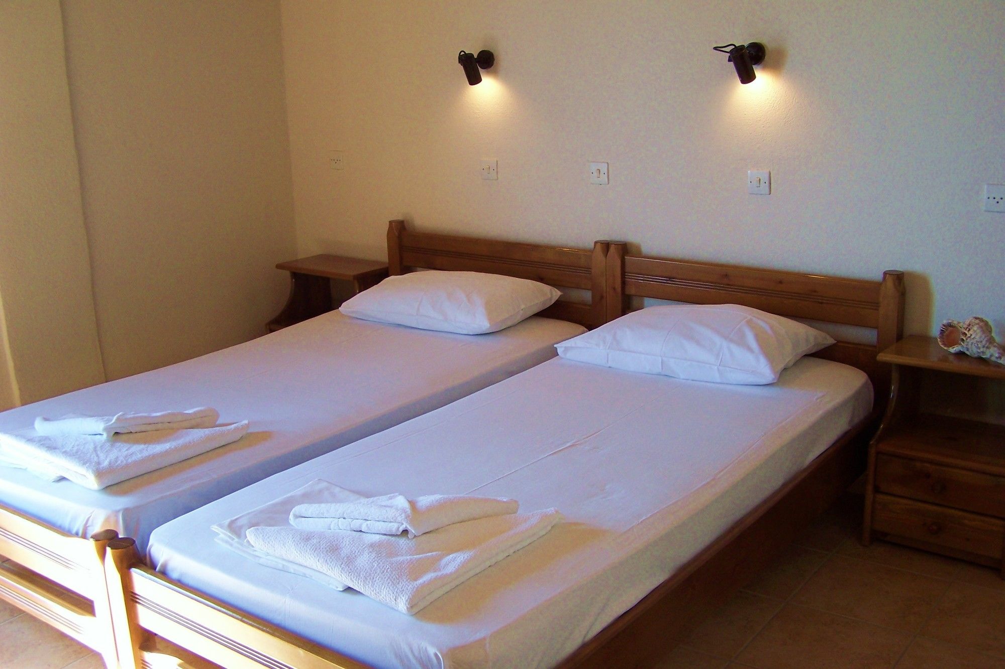 Фото Agia Roumeli Hotel