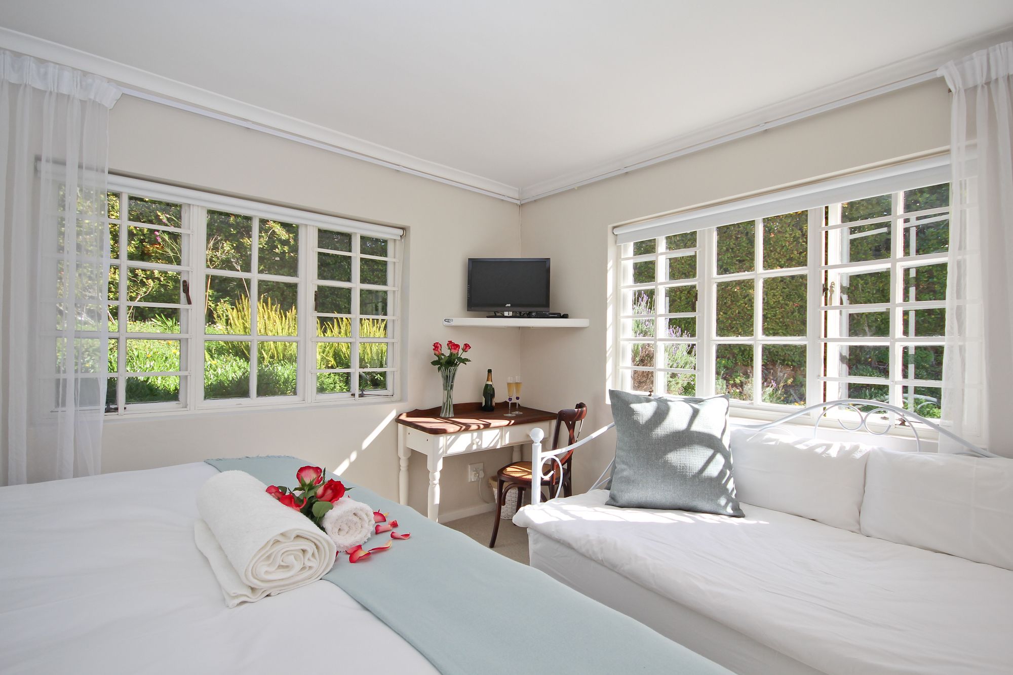 Фото Beluga of Constantia Guest House