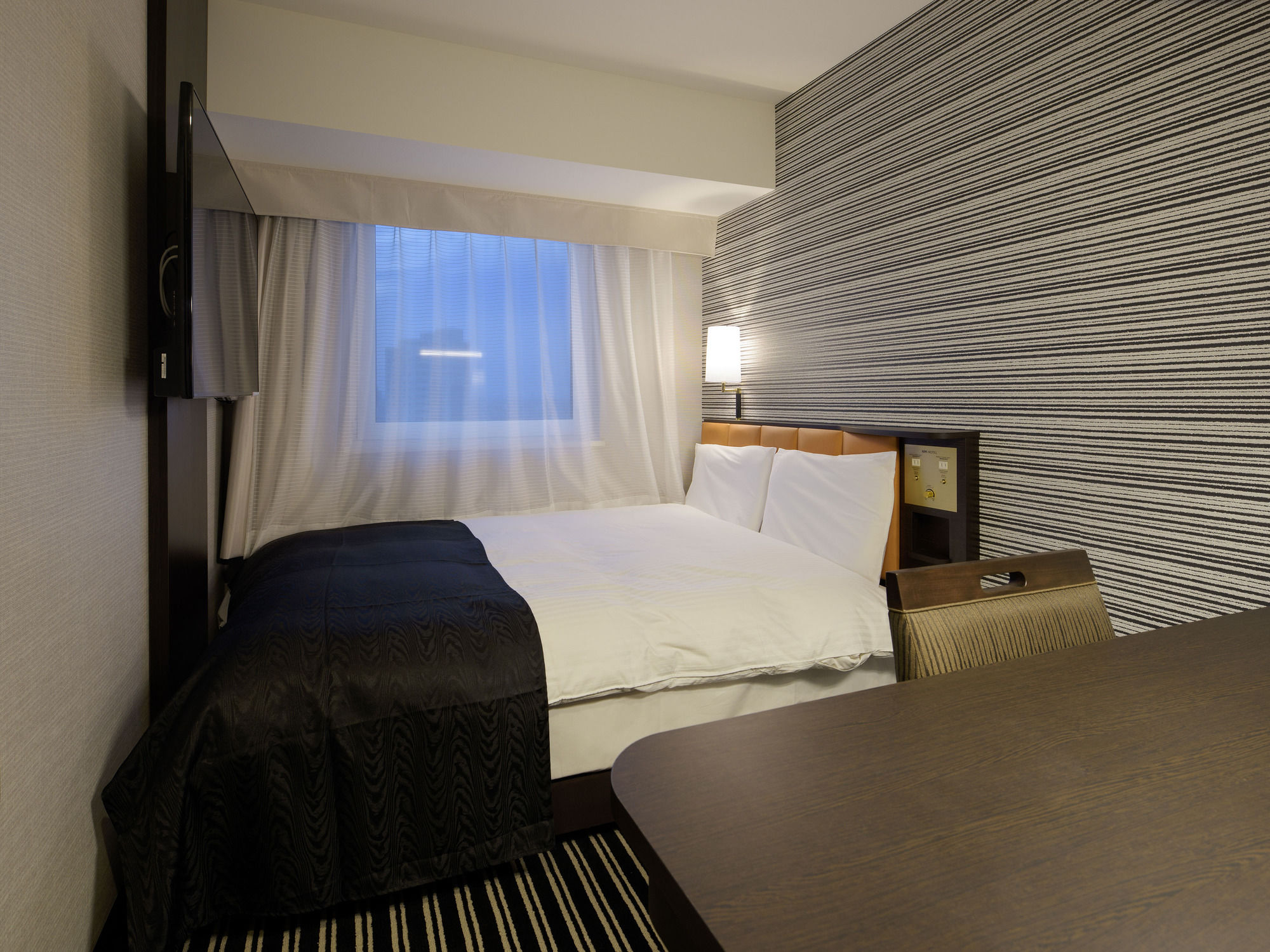 Фото Apa Hotel Ochanomizu Ekikita