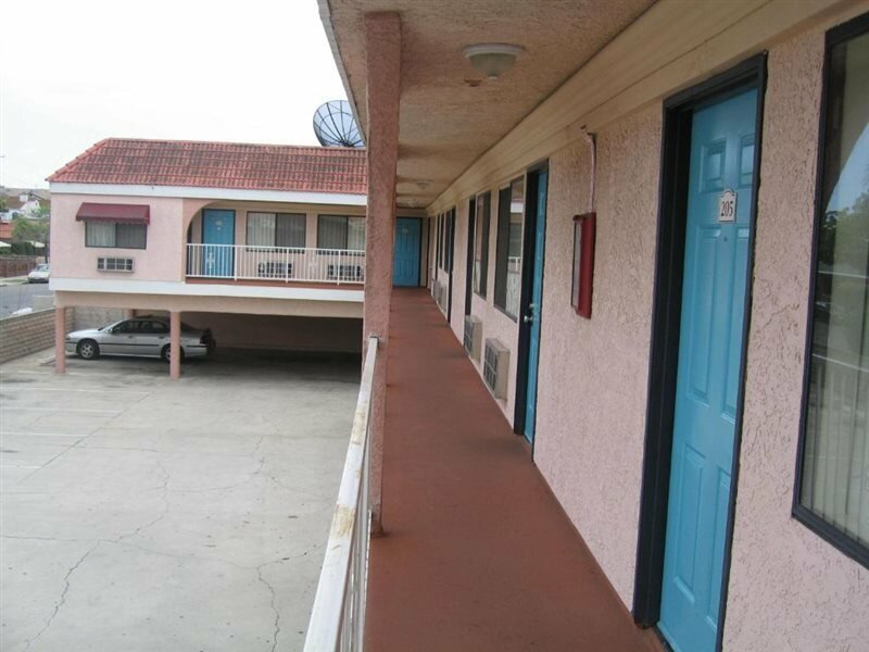 Фото Royal Inn Motel Long Beach
