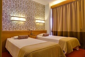 Фото Hotel Alif Campo Pequeno