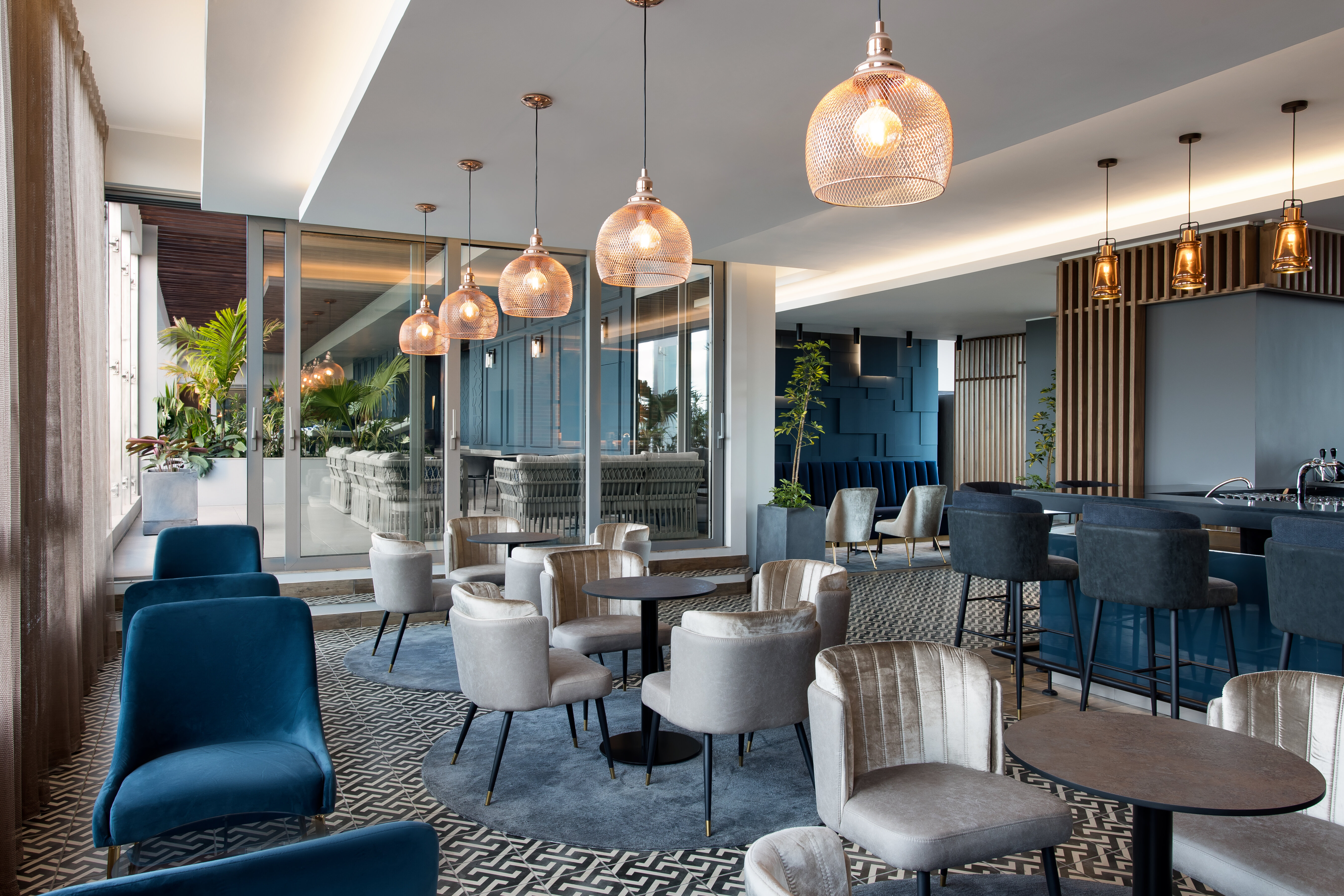 Фото Radisson Hotel Tamboho Waterfront Antananarivo