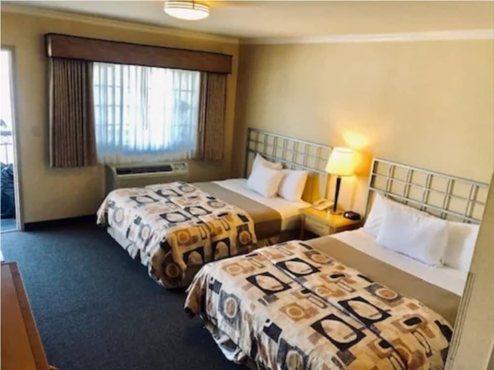 Фото Inn on Broadway