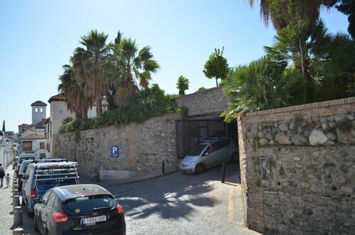 Внешний вид отеля Hotel Santa Isabel la Real в Гранаде, фото 5