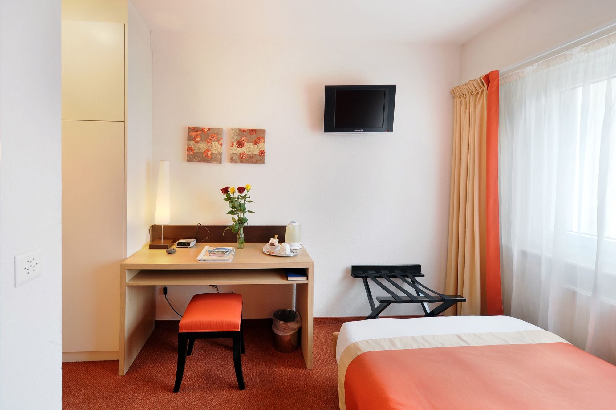 Фото Hotel Bon Port