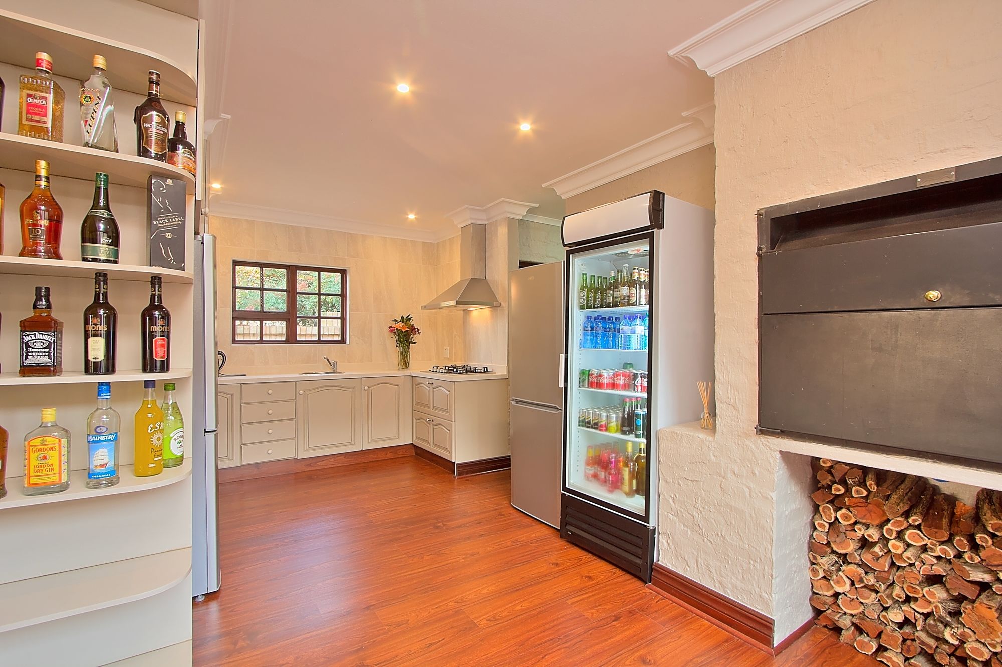 Фото Leopardsong Manor