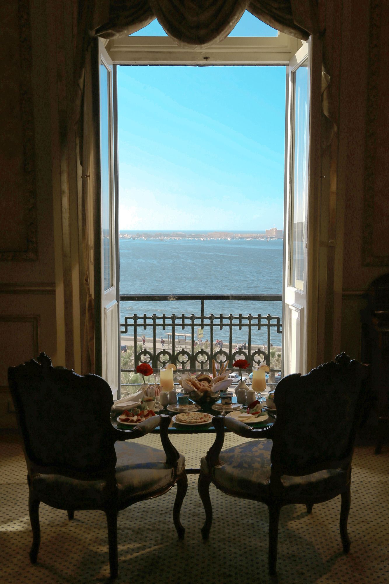 Фото Paradise Inn Le Metropole Hotel