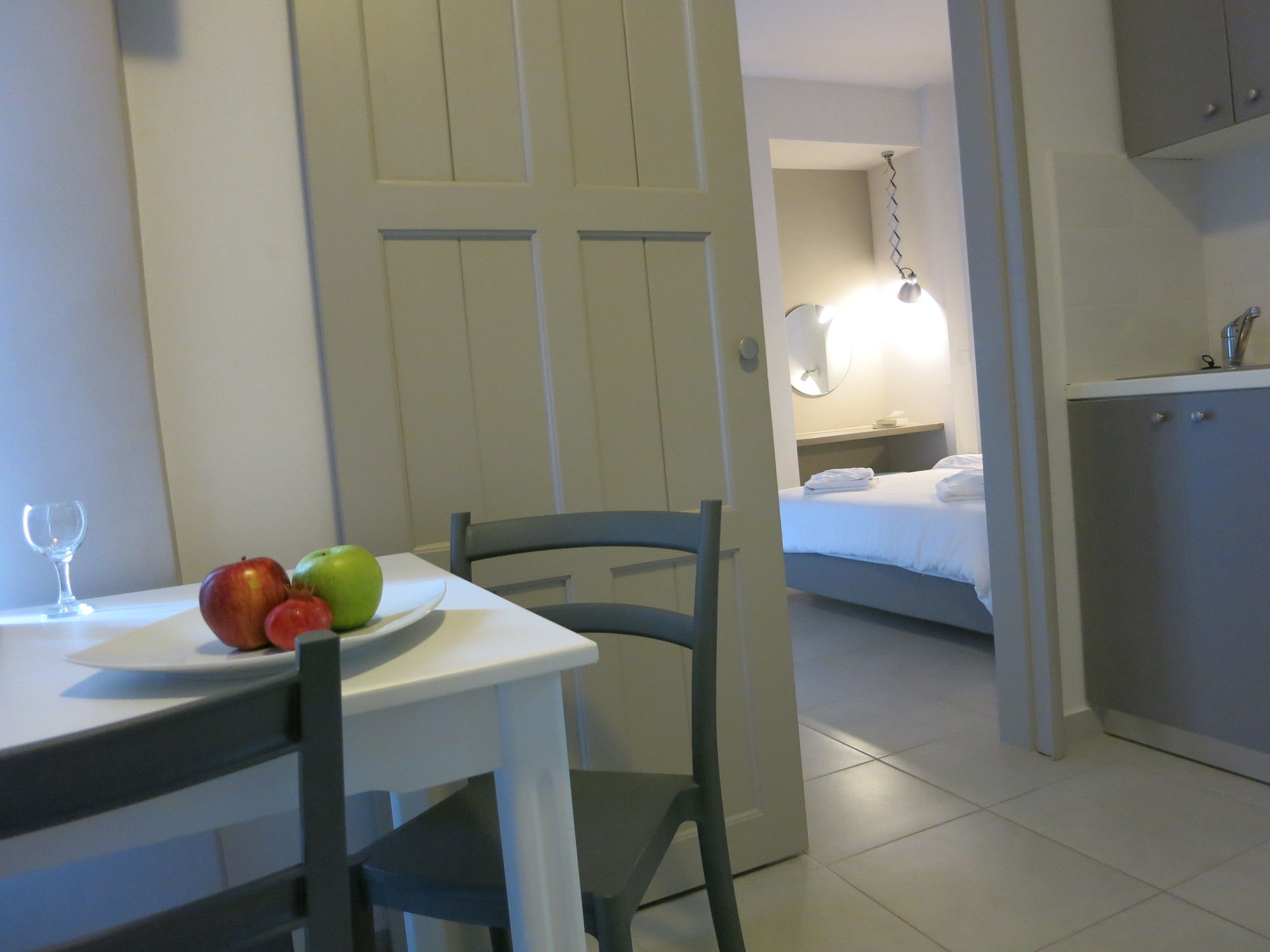 Фото Amaryllis Hotel Apartments