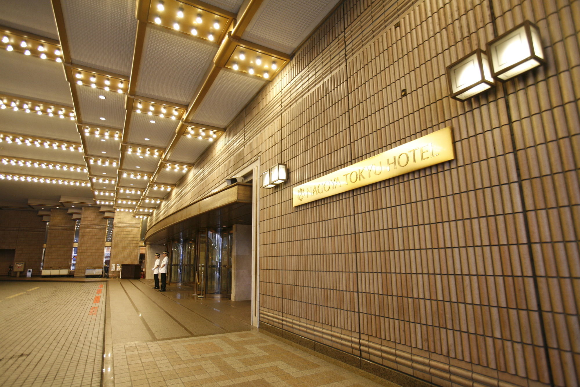 Фото Nagoya Tokyu Hotel