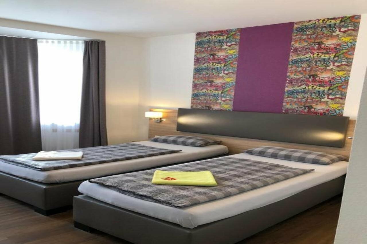 Фото отеля 2