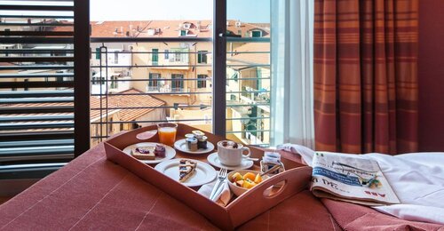 Гостиница Hotel Rossini Al Teatro в Империи