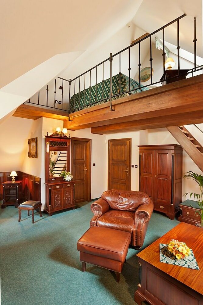 Фото У Златехо Строму