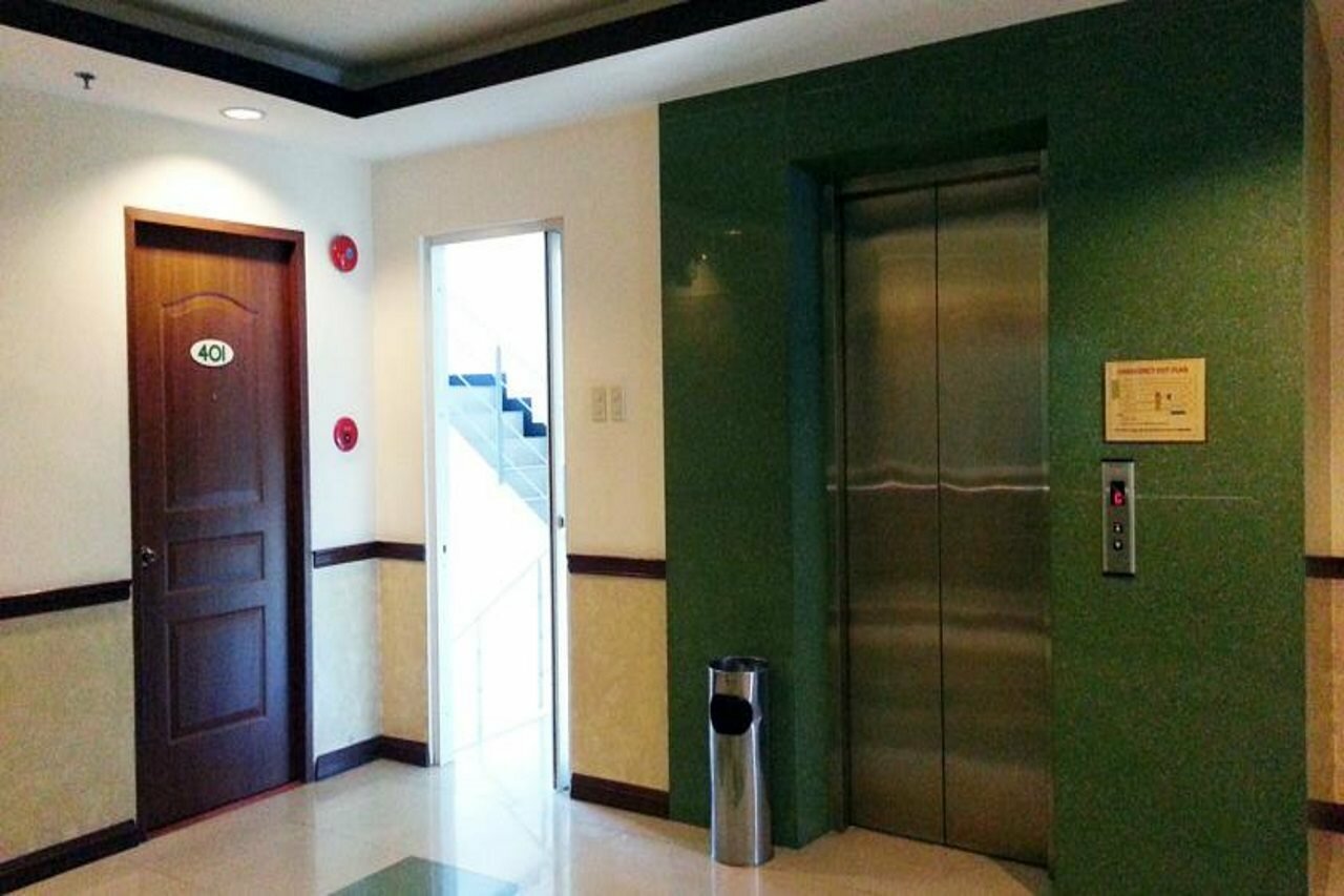 Фото Oyo 187 The Maxwell Hotel