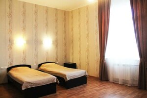 Severniy Zamok (Lyambirskoye Highway, 8В), hotel