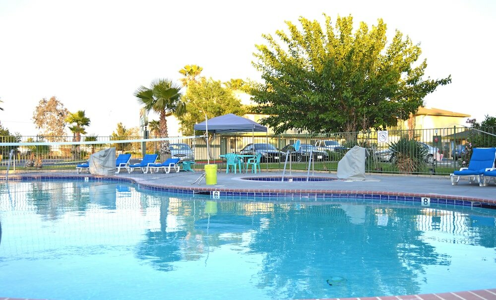 Фото Town House Motel