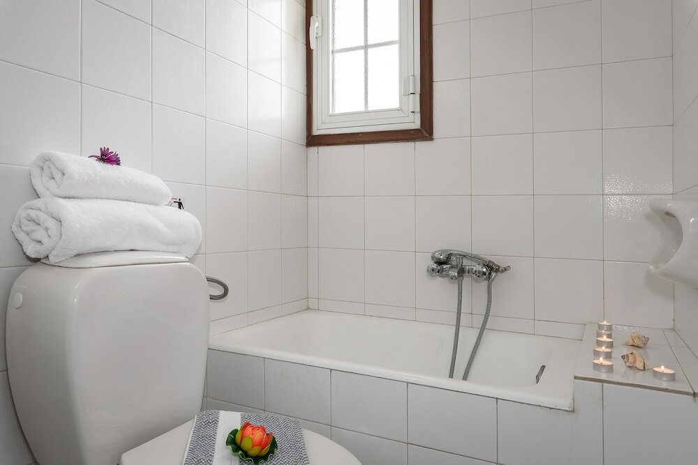 Фото Louladakis Apartments