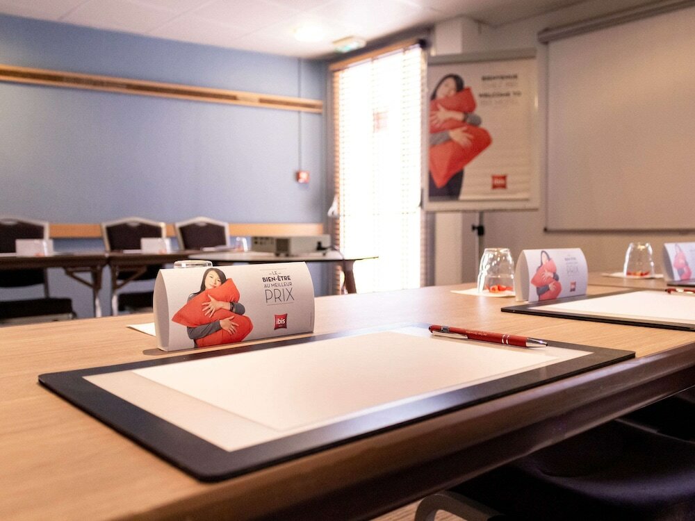 Фото Ibis Paris Gennevilliers