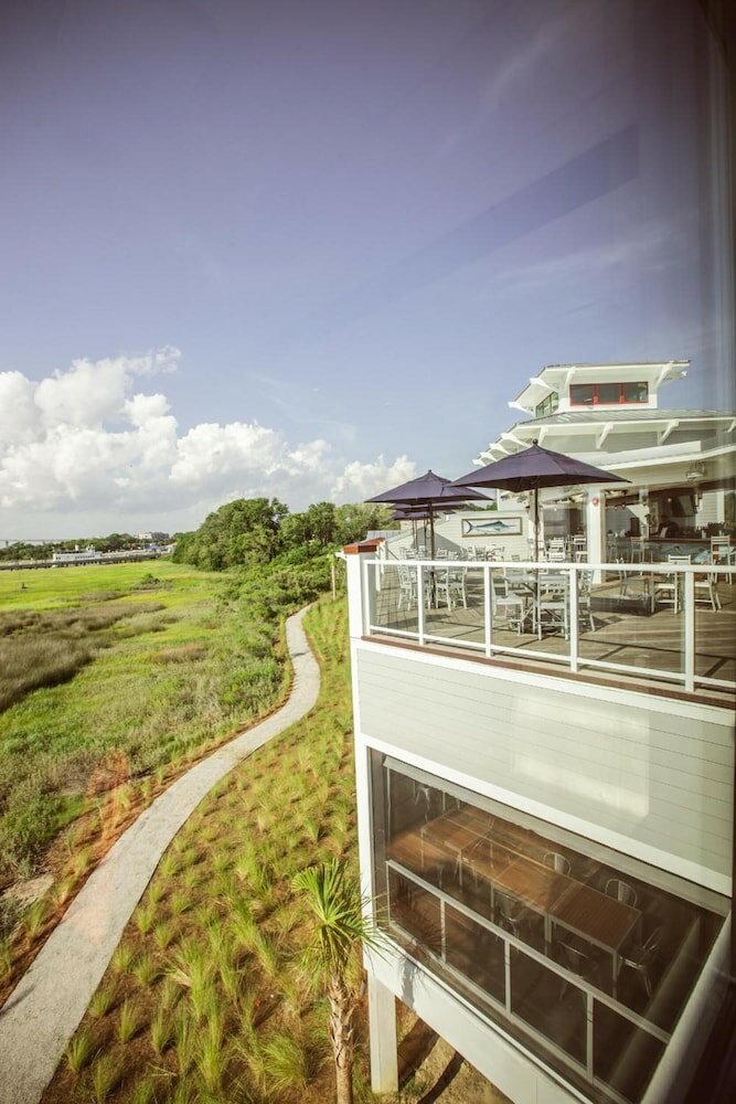 Фото Harborside at Charleston Harbor Resort and Marina