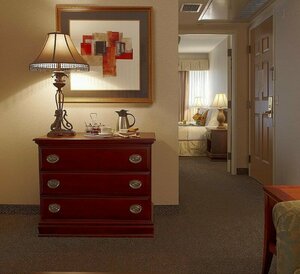Гостиница Best Western Plus The Normandy Inn & Suites