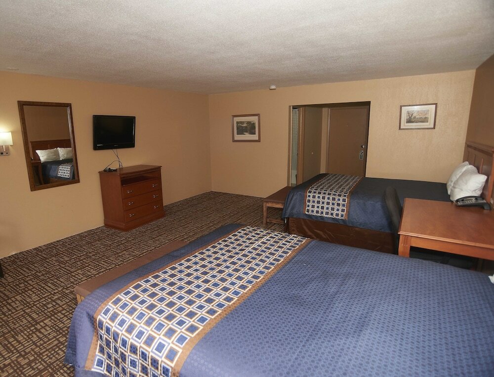 Фото Hollow Inn and Motel