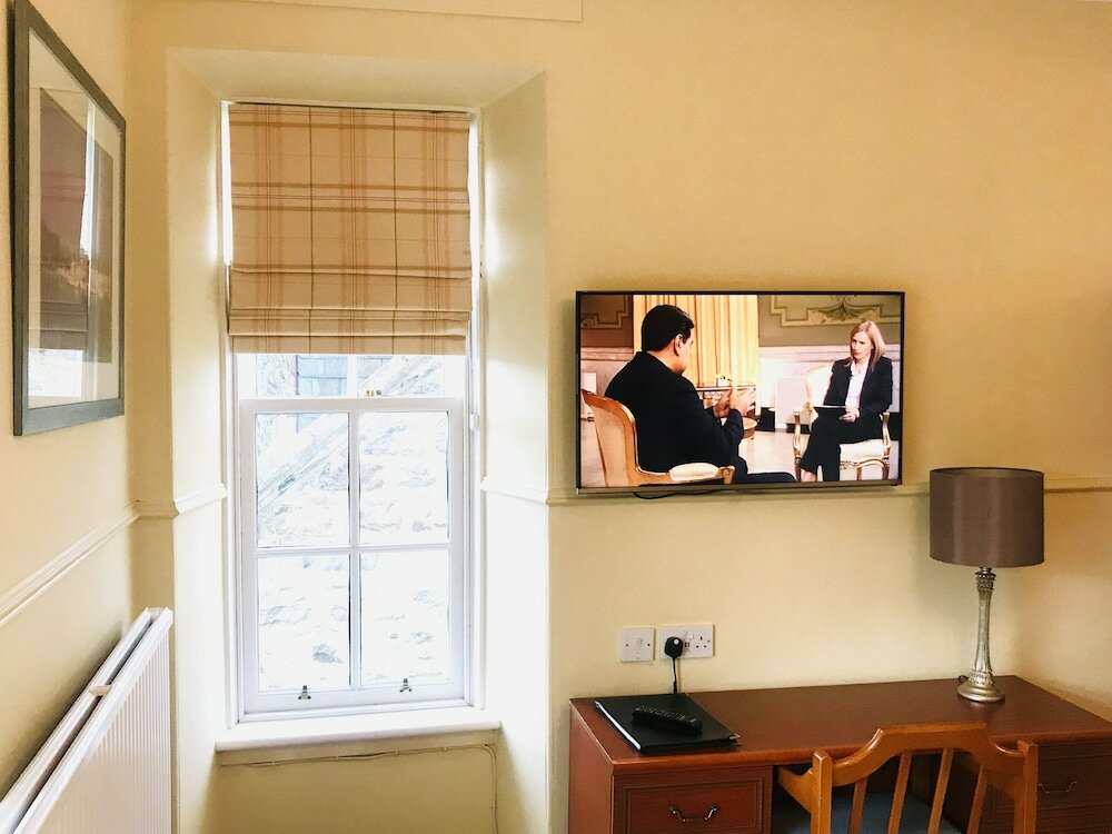 Фото Cove Bay Hotel