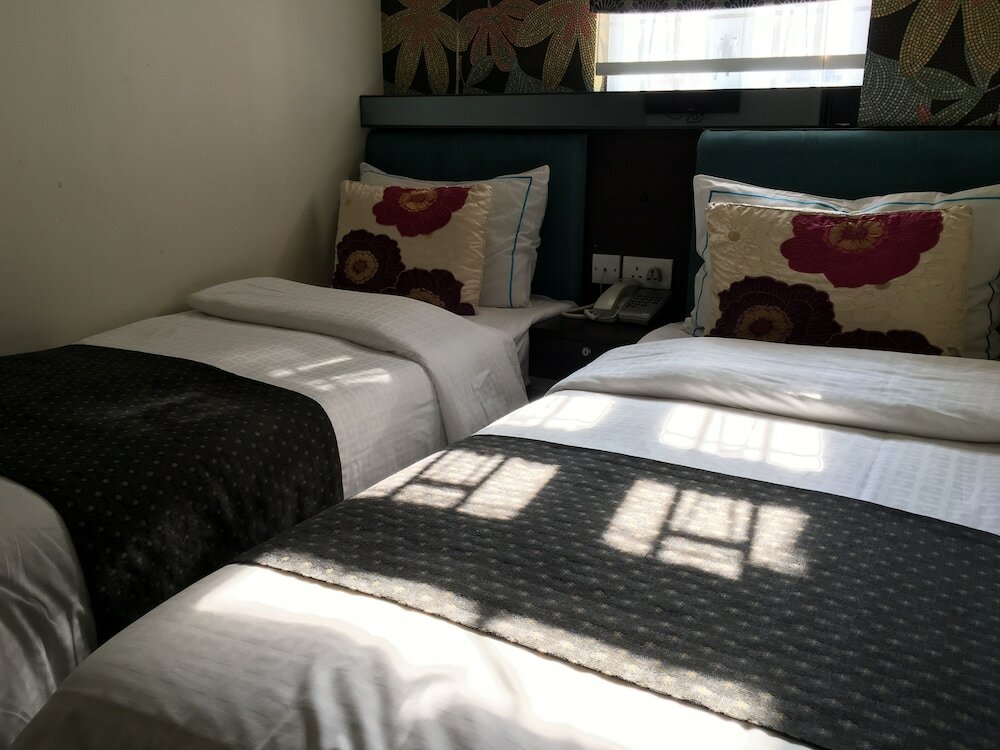 Фото Seasons Hotel - Tsim sha tsui