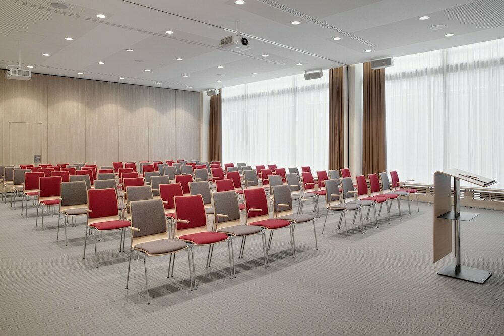 Фото IntercityHotel Zurich Airport