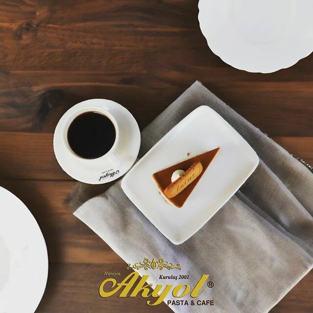 Confectionary Gursel Patisserie, Istanbul, photo