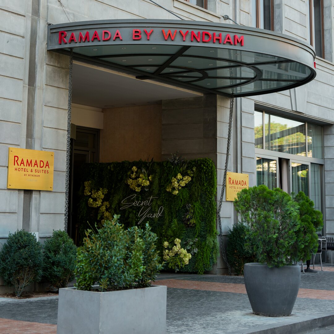 Фото отеля 2